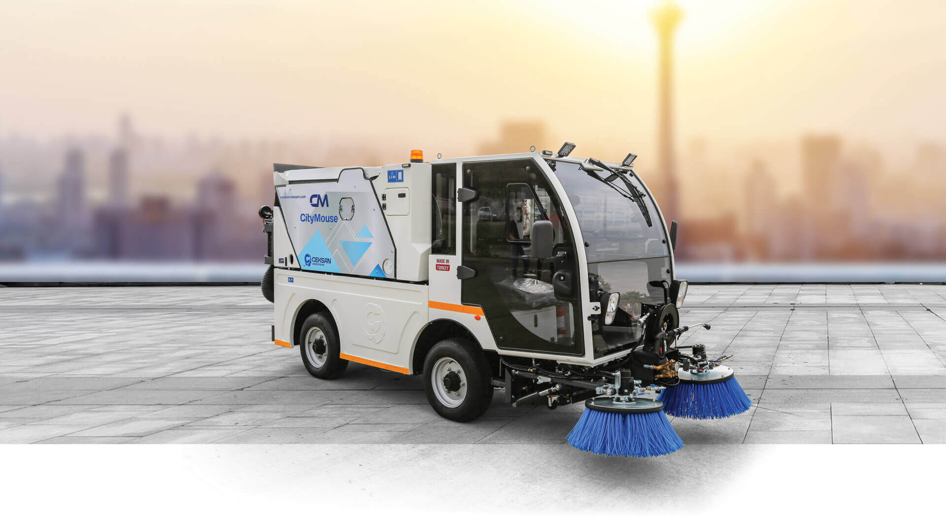road sweeper manufacturers